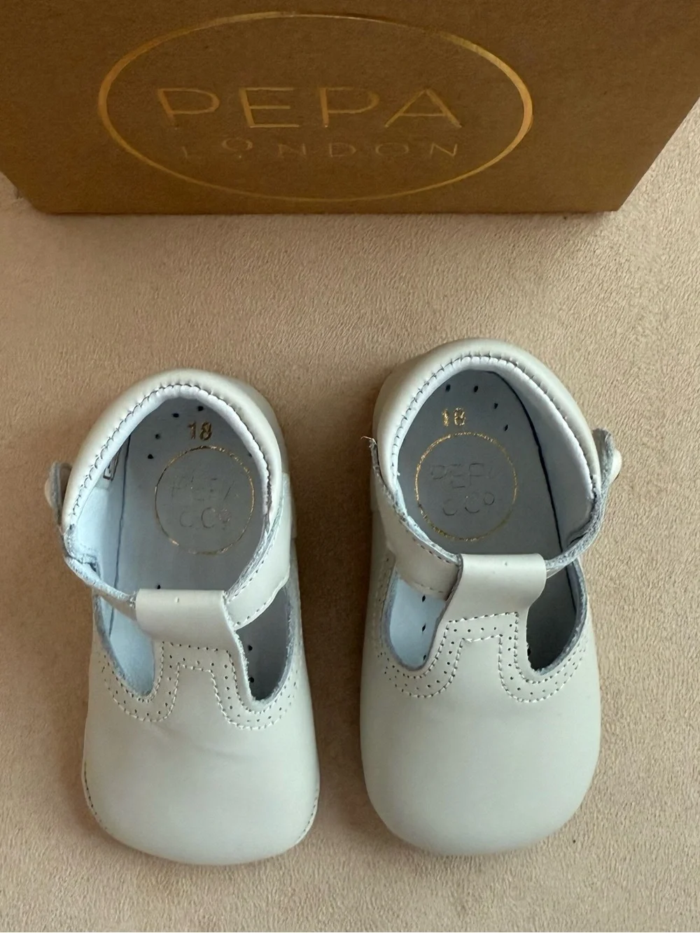 Pepa London Ivory T-Bar Leather Pram Shoes EU 18 Baby Christening Wedding